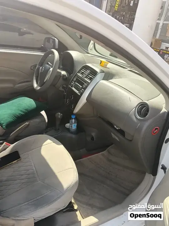 Nissan Sunny 2015 photo 4