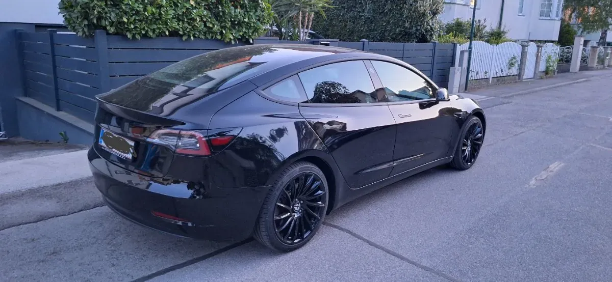 Tesla Model 3 2019 photo 3