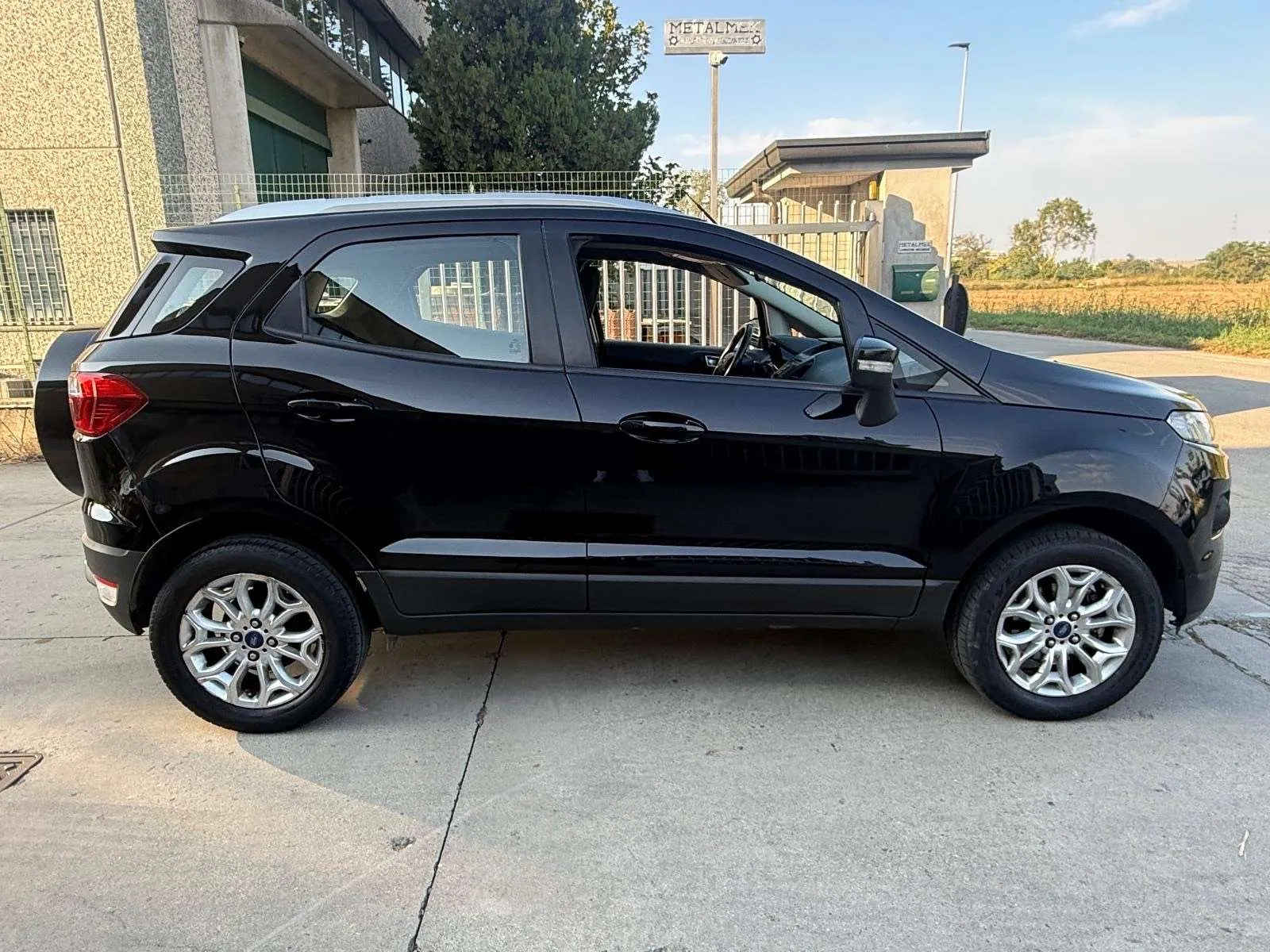 Ford Ecosport 2015 photo 5