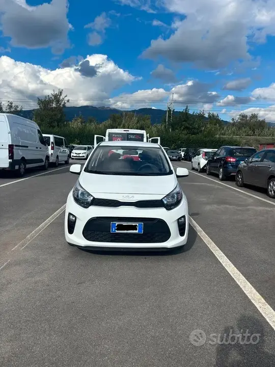 Kia Picanto 2023 photo 2