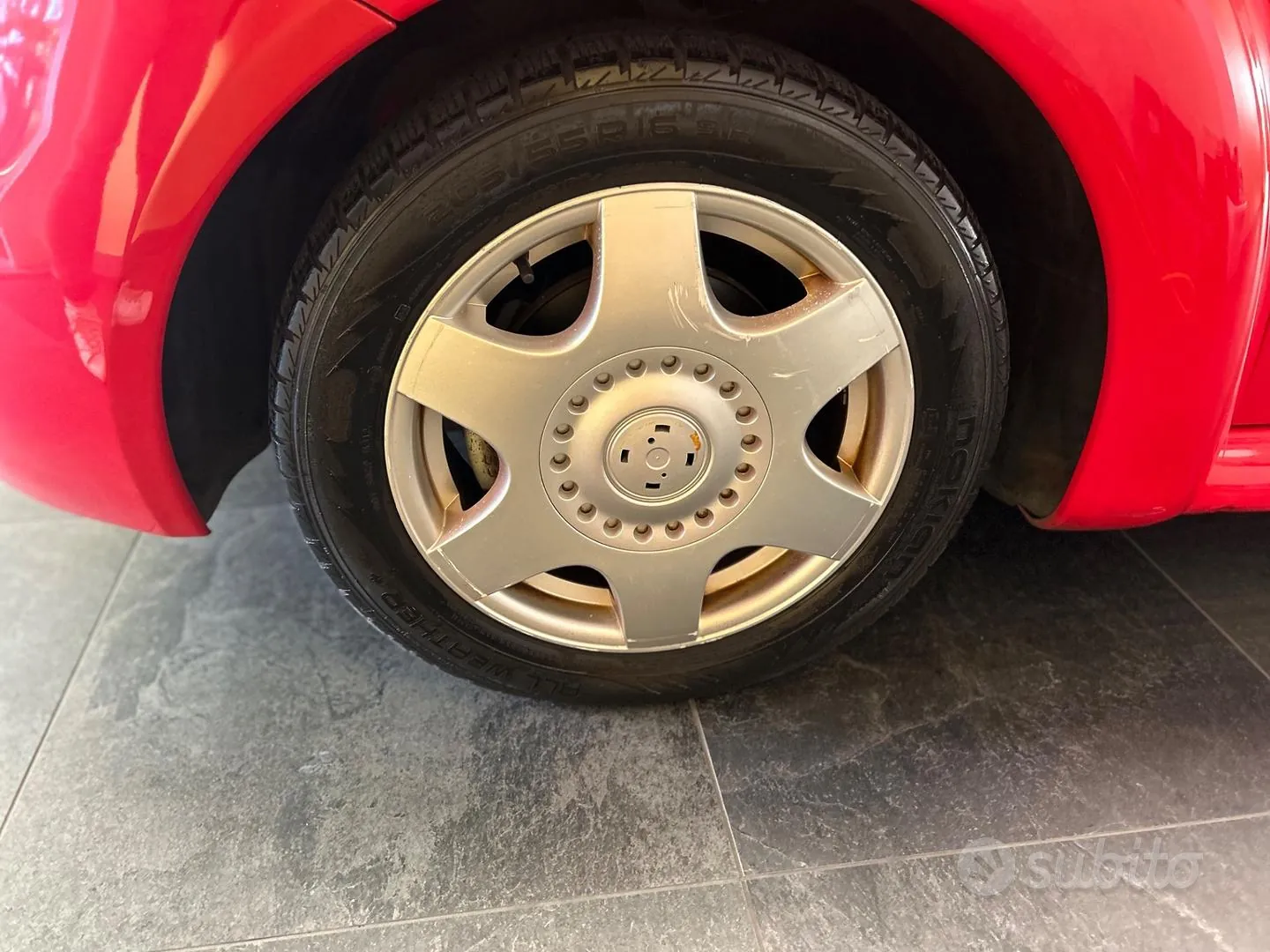 Volkswagen New Beetle 2000 photo 5