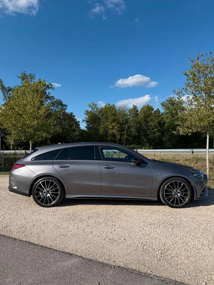 Mercedes-Benz Cla 200 Shooting Brake