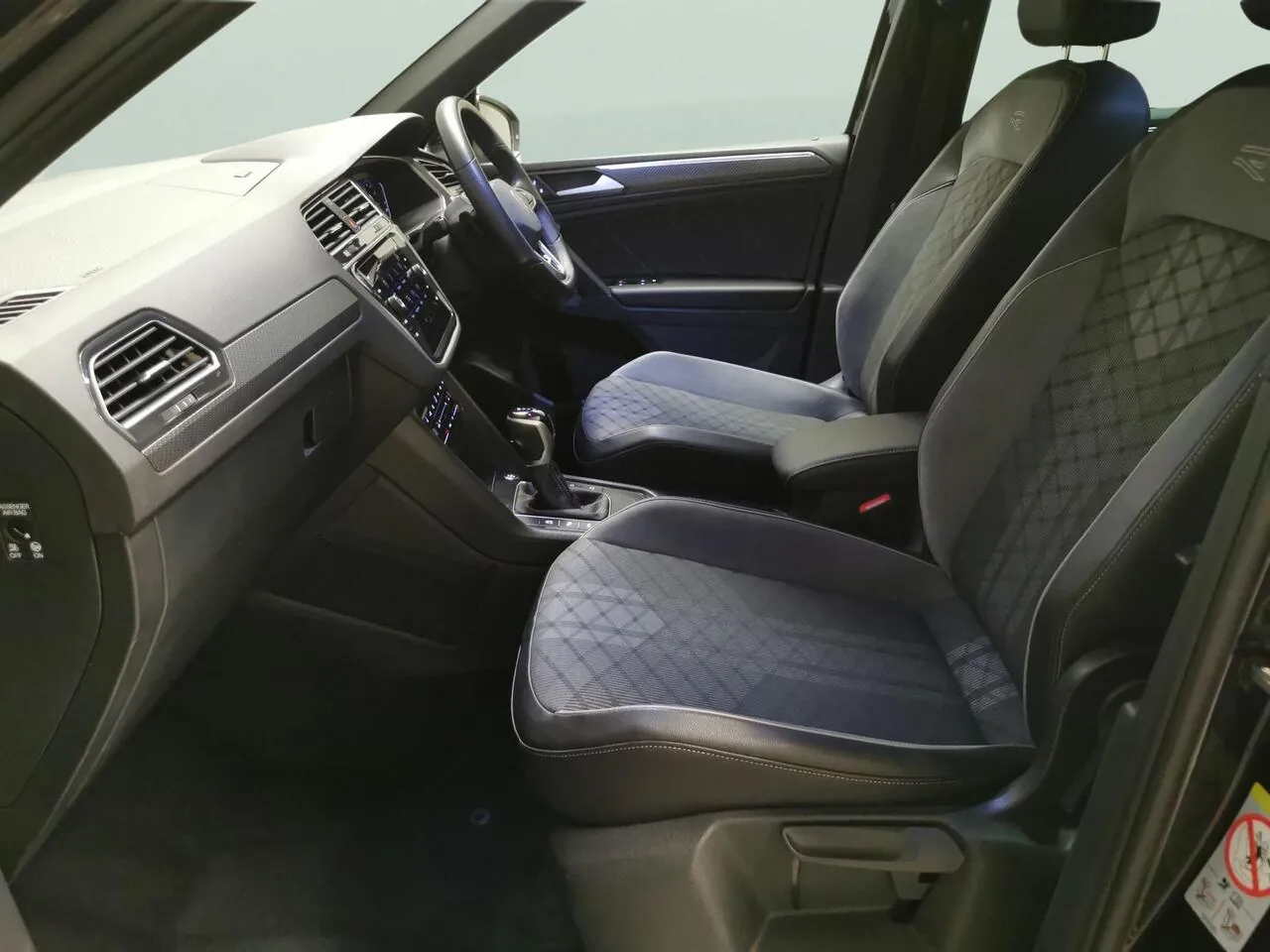 Volkswagen Tiguan 2023 photo 4