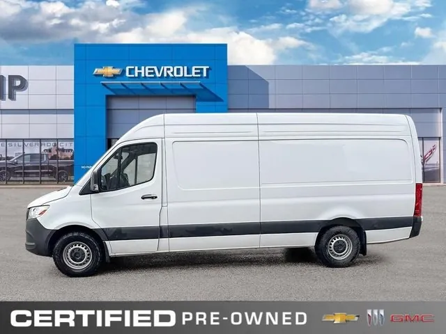 Mercedes-Benz Sprinter 2025 photo 2