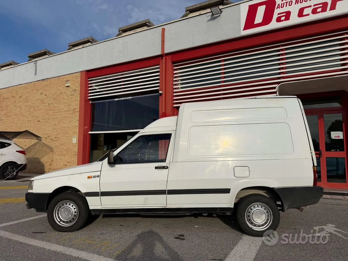 Fiat Fiorino 2000 photo 3
