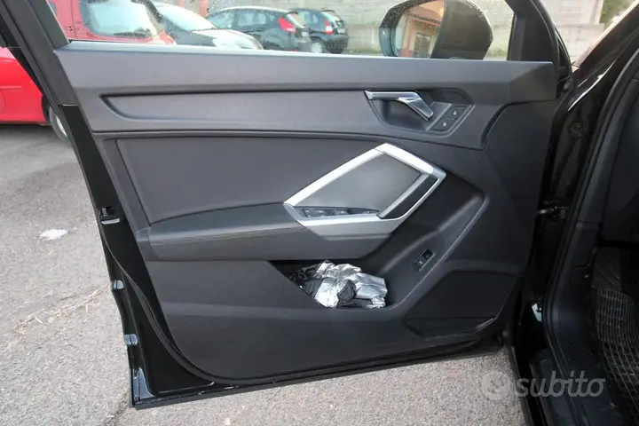 Audi Q3 2020 photo 5