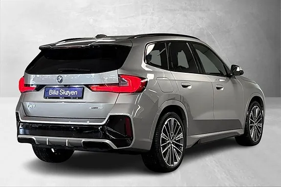 BMW Ix1 2026 photo 4