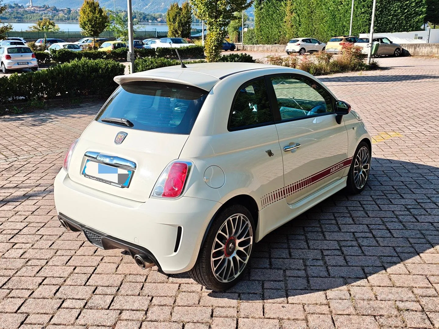 Abarth 500 2009 photo 3