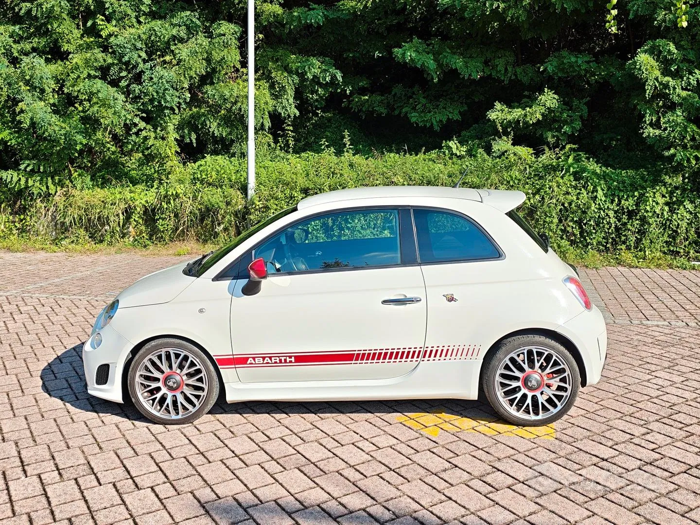 Abarth 500 2009 photo 5