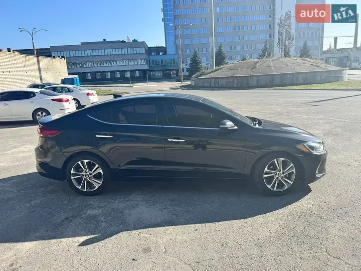 Hyundai Elantra 2016 photo 5