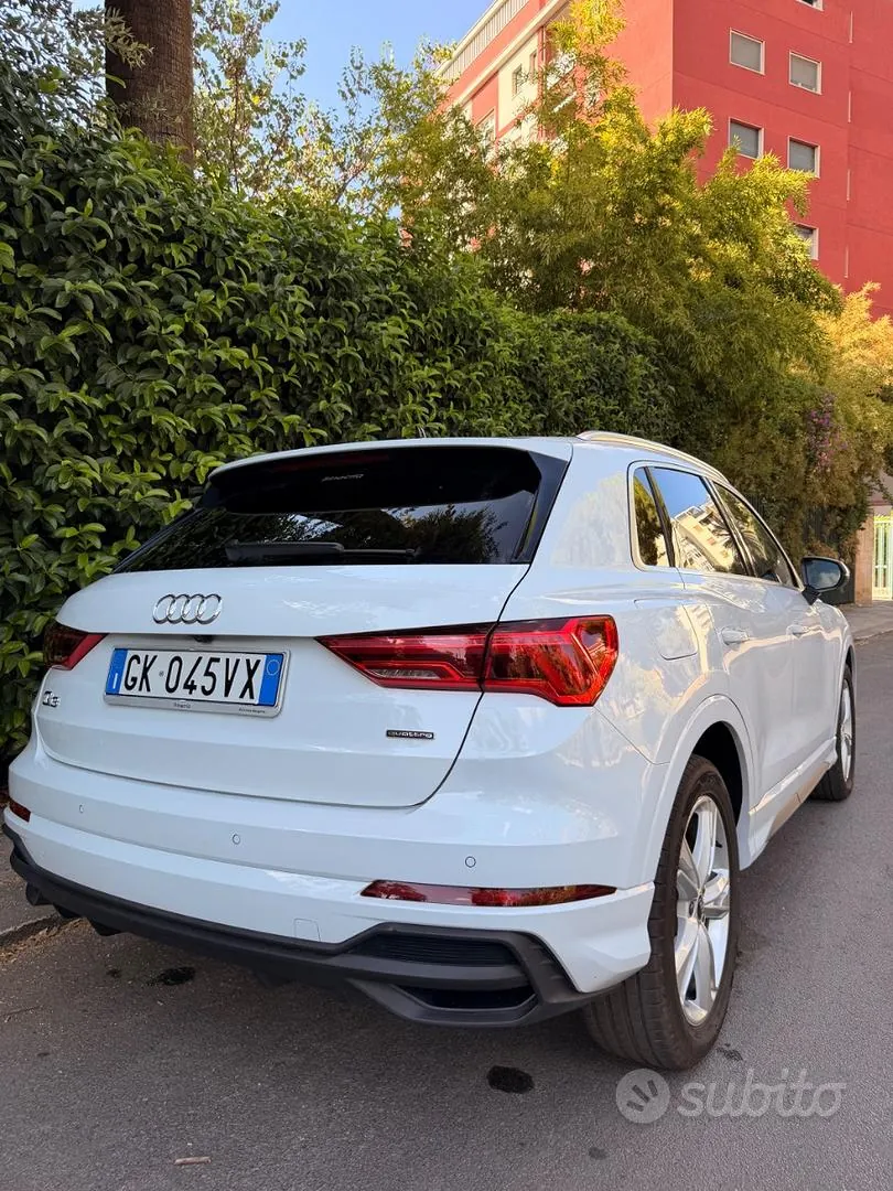 Audi Q3 2022 photo 2