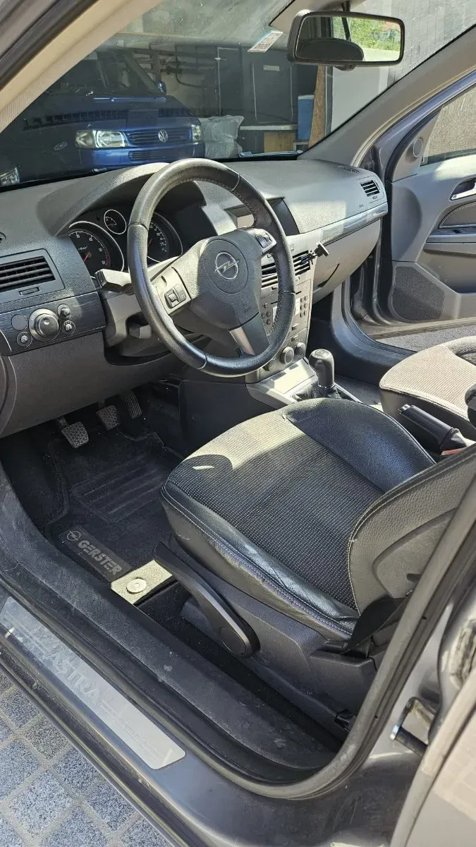 Opel Astra 2005 photo 3
