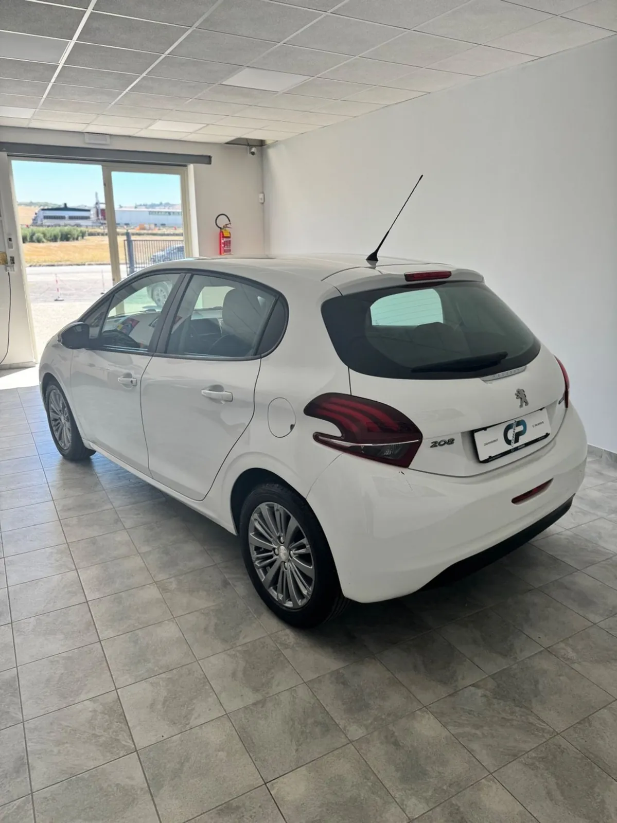 Peugeot 208 2016 photo 4