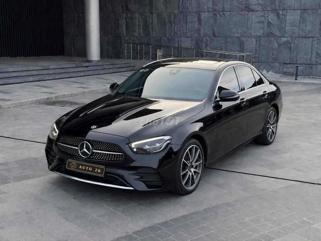 Mercedes-Benz E-Class 2021 photo 3