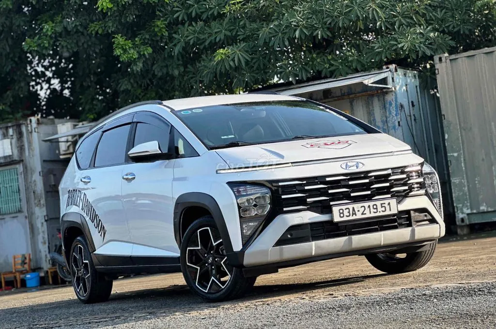 Hyundai Stargazer