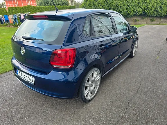 Volkswagen Polo 2010 photo 3