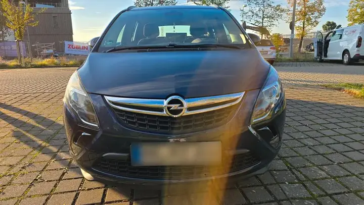 Opel Zafira Tourer