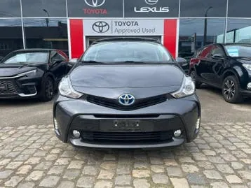 Toyota Prius 2015 photo 2