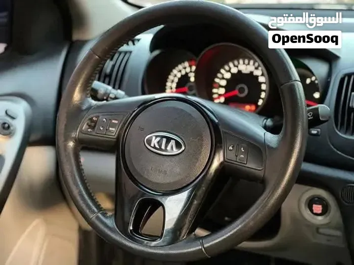 Kia Forte 2010 photo 3