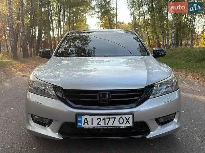 Honda Accord 2013 photo 2