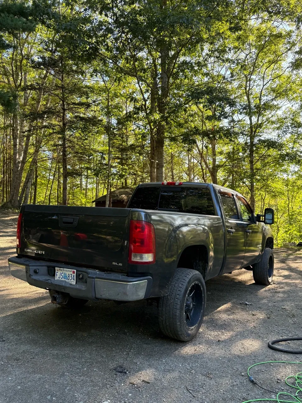 GMC Sierra 2500 2010 photo 3