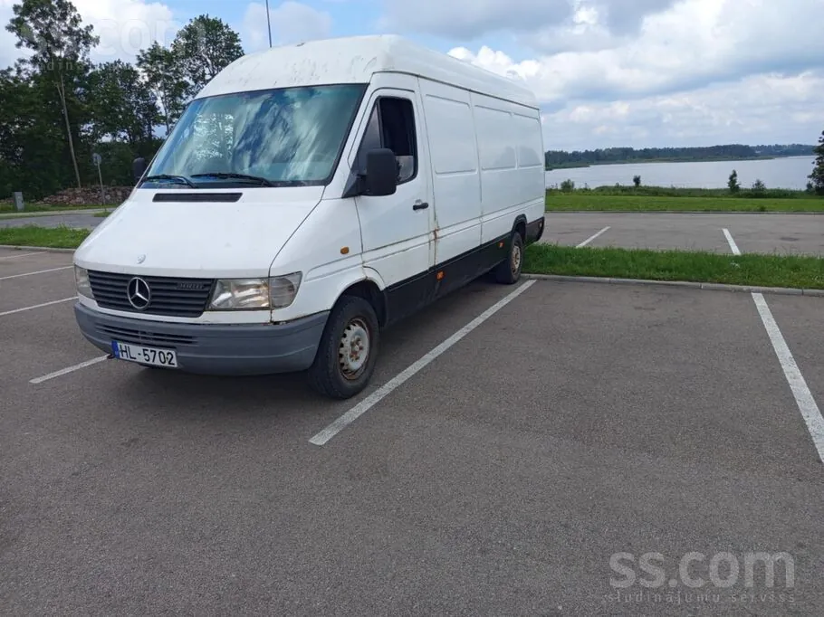 Mercedes-Benz Sprinter 1997 photo 2