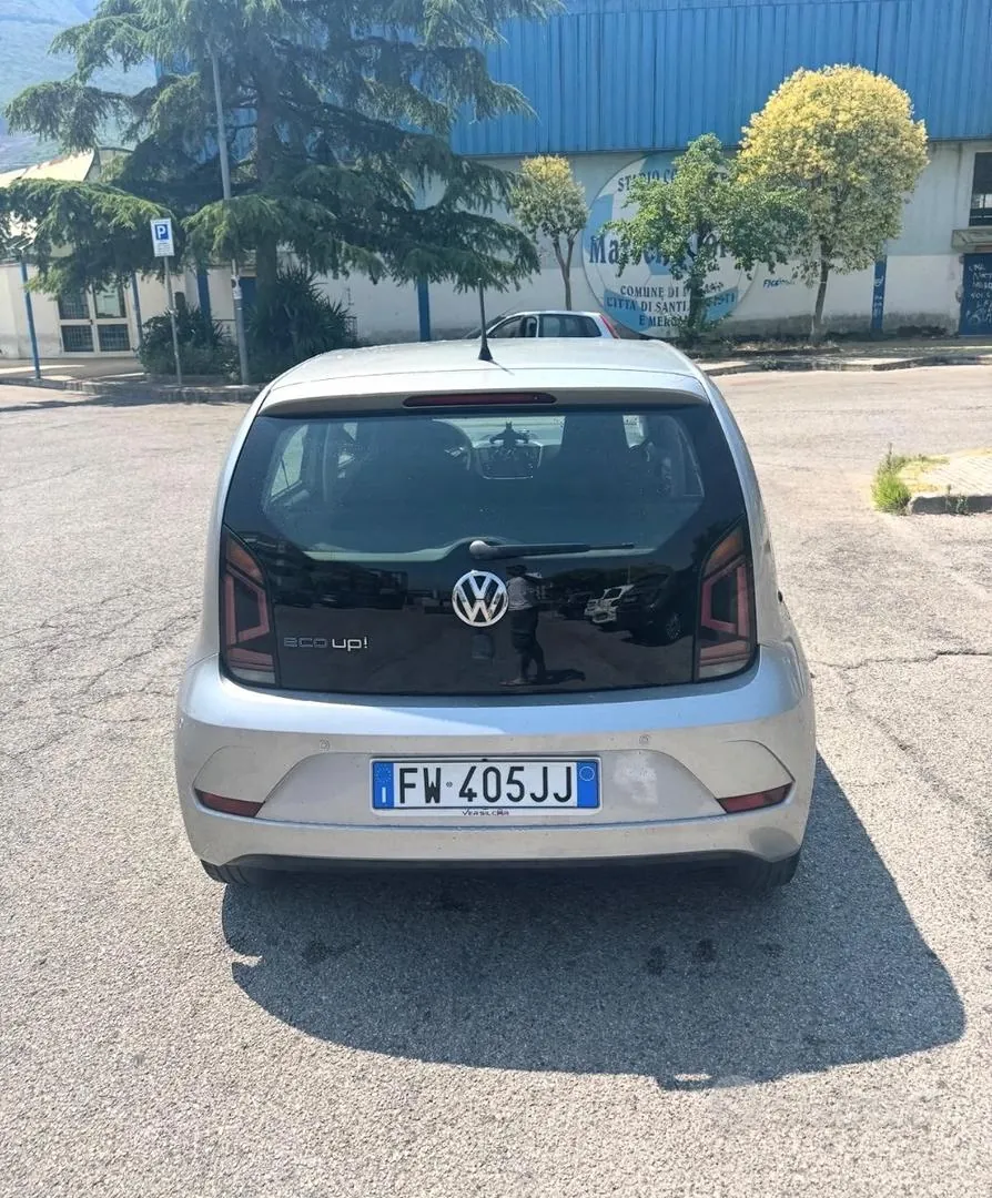 Volkswagen Up 2019 photo 4