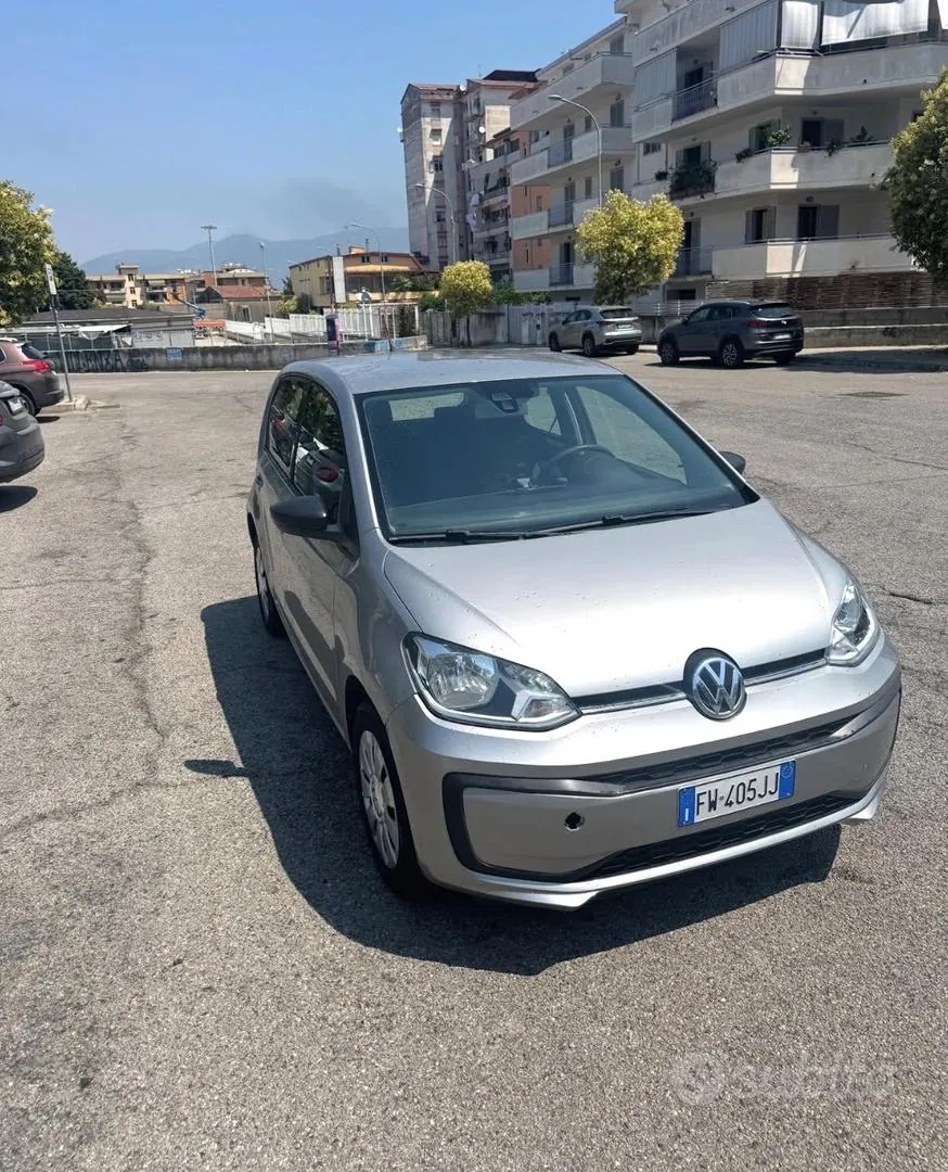 Volkswagen Up 2019 photo 2