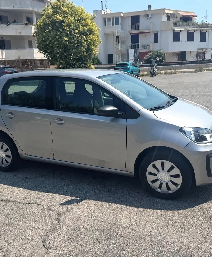 Volkswagen Up 2019 photo 3