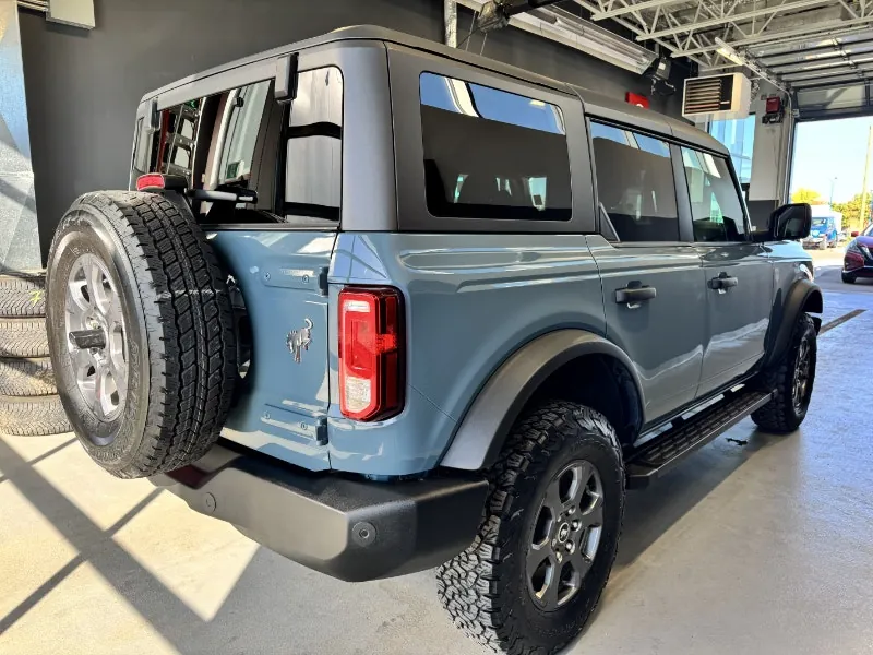 Ford Bronco 2022 photo 4