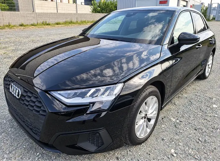 Audi A3 2022 photo 2