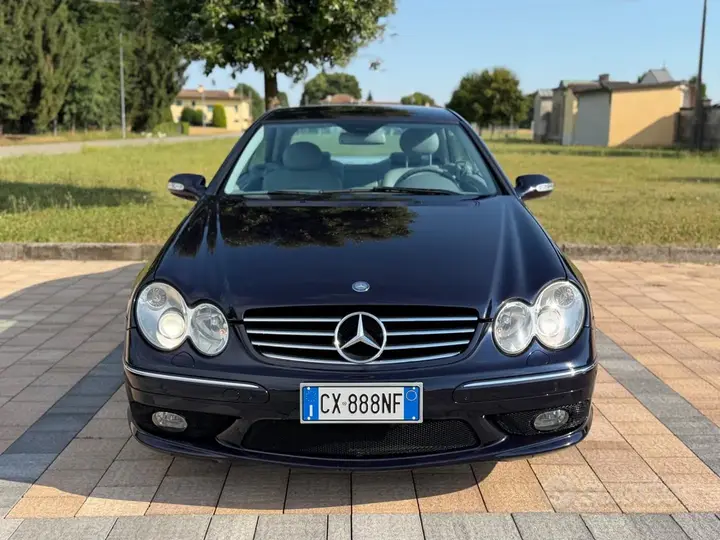 Mercedes-Benz Clk 320 2005 photo 2