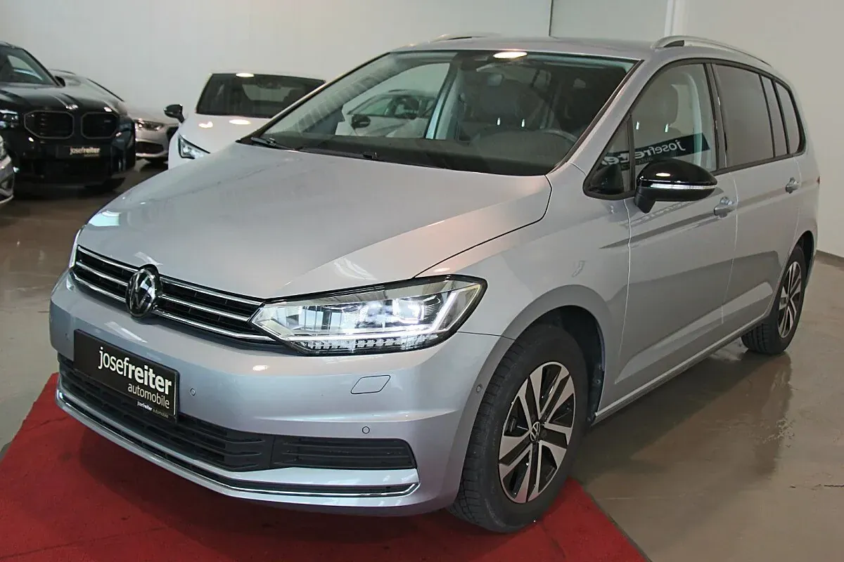 Volkswagen Touran 2026 photo 3