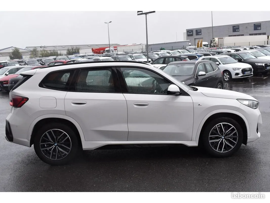 BMW X1 2023 photo 4