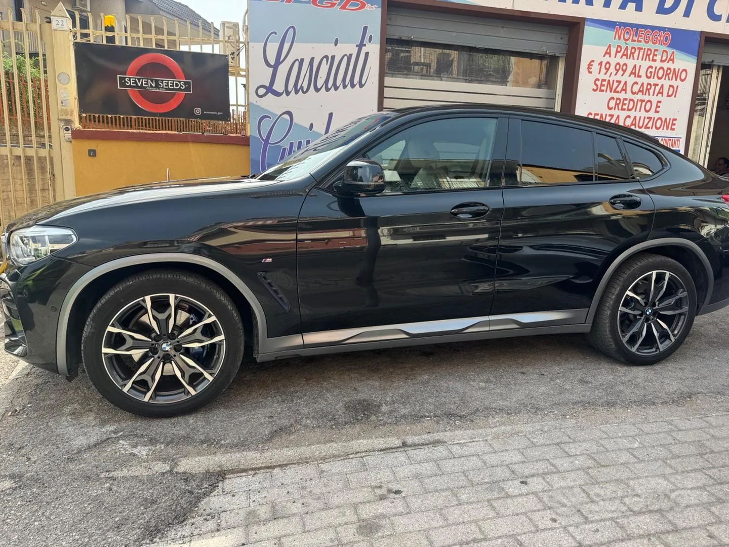 BMW X4 2019 photo 2