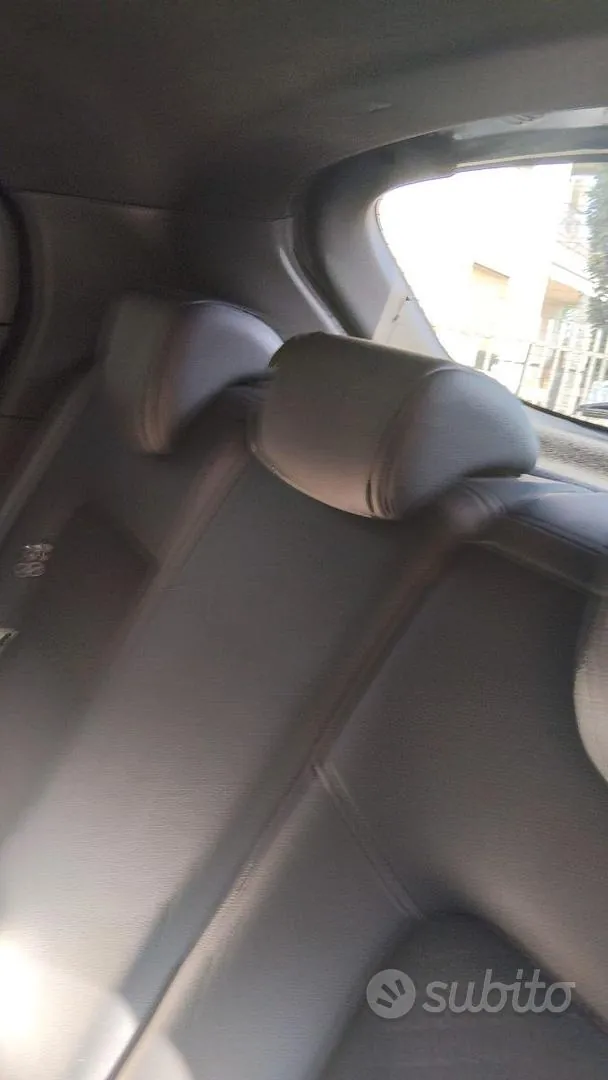 Nissan Juke 2023 photo 2
