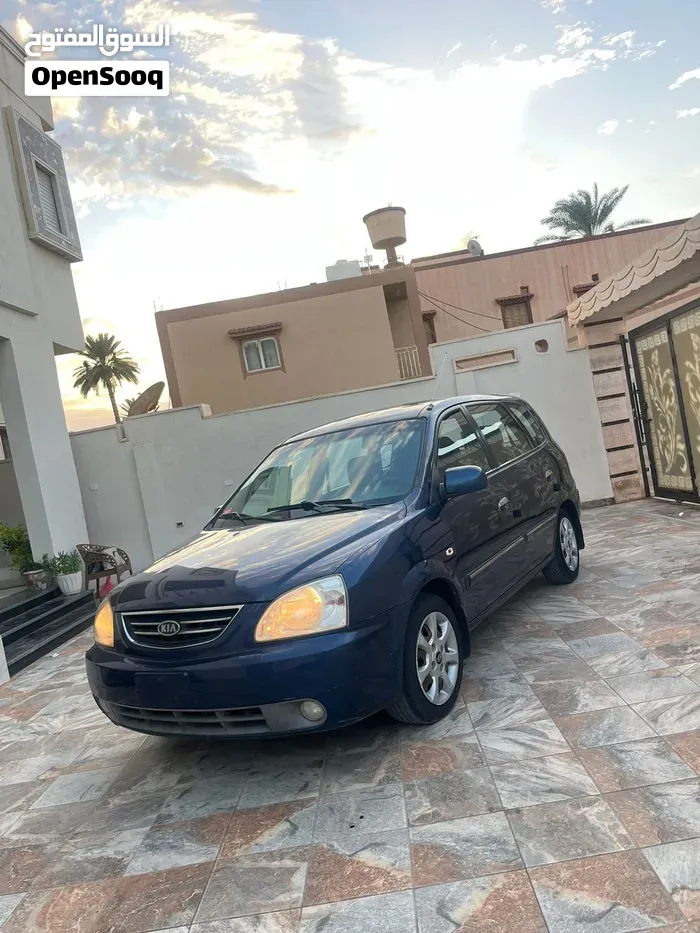 Kia Carens