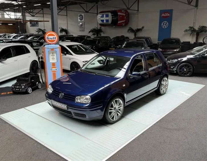 Volkswagen Golf 2003 photo 3
