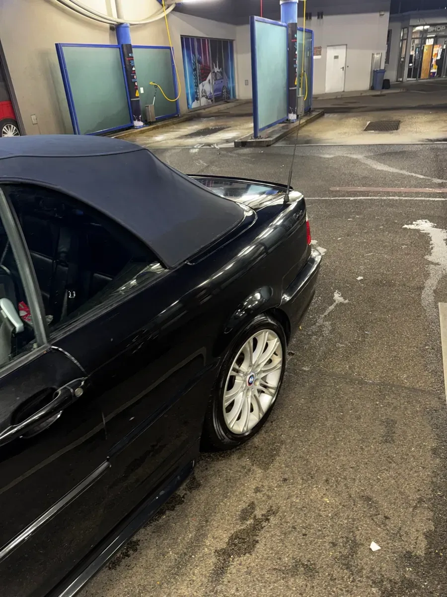 BMW 3 Series 2005 photo 3