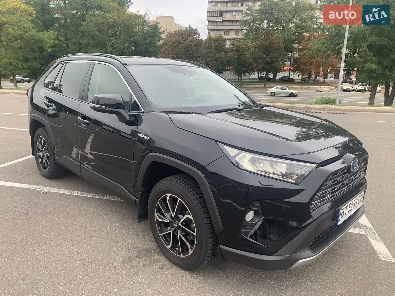 Toyota Rav4 2021 photo 2