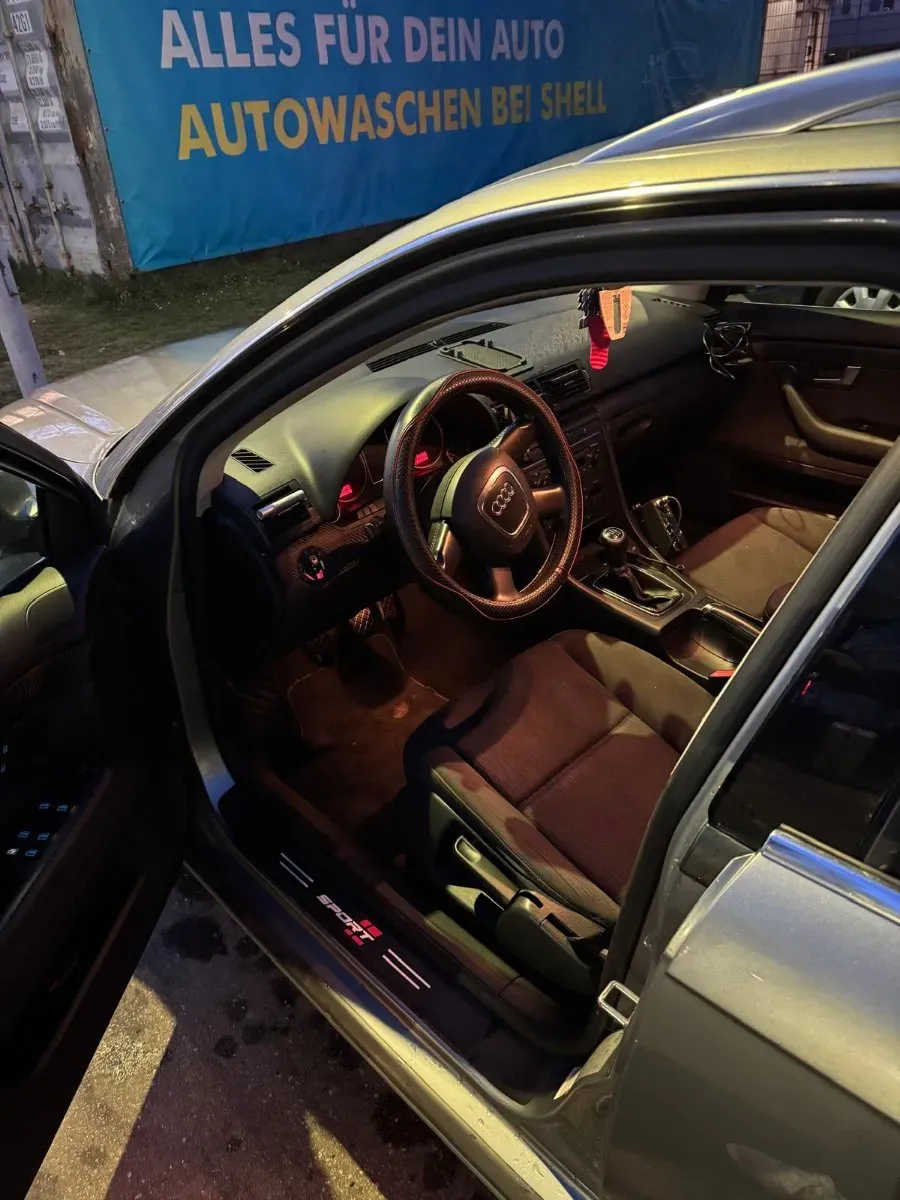 Audi A4 2005 photo 3
