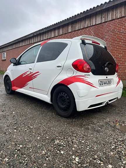 Toyota Aygo 2009 photo 3