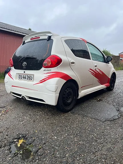 Toyota Aygo 2009 photo 2