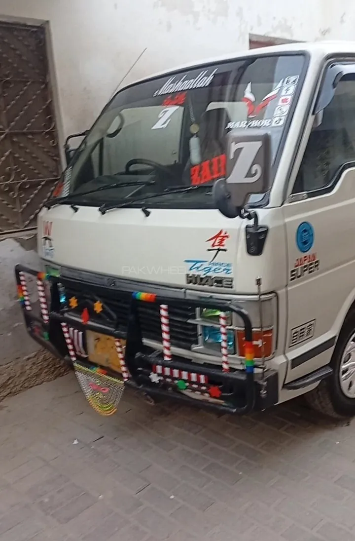 Toyota Hiace