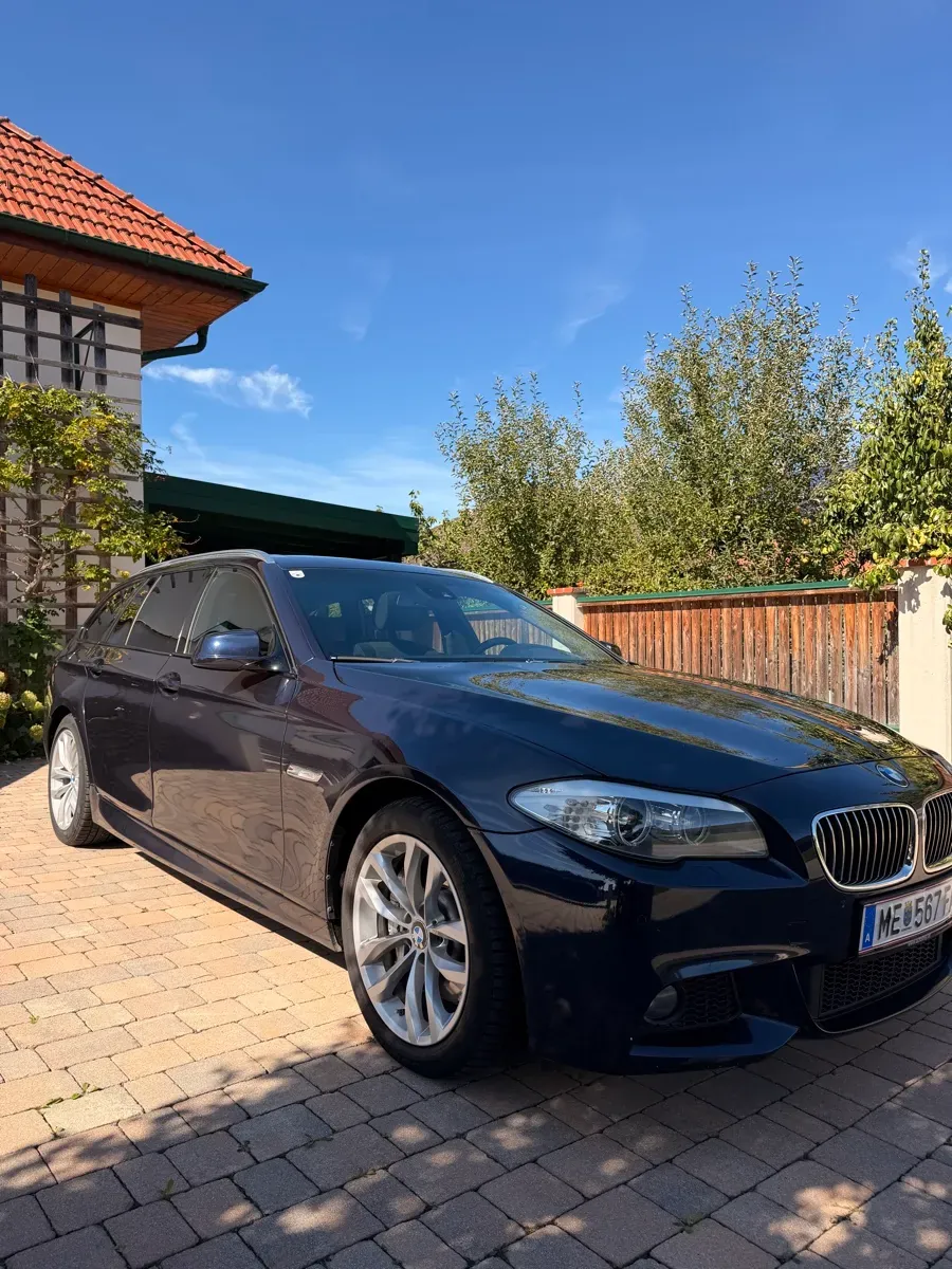 BMW 5 Series 2011 photo 2