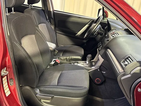 Subaru Forester 2014 photo 4