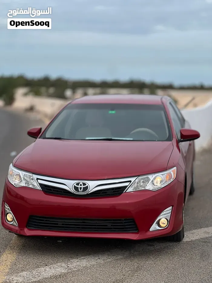 Toyota Camry 2014 photo 2