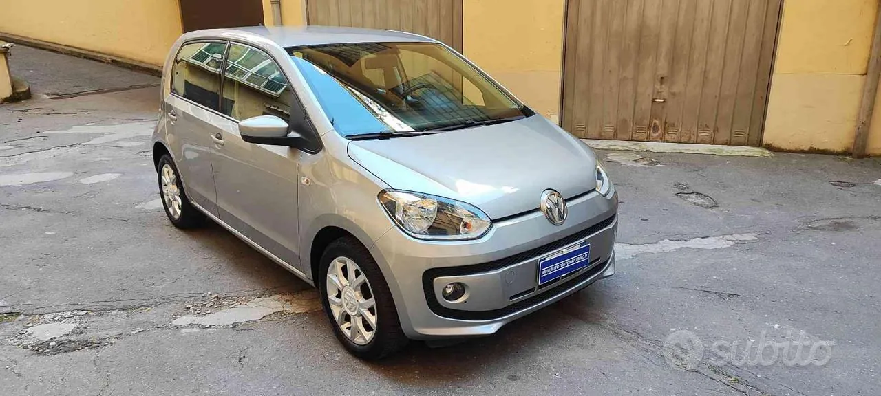 Volkswagen Up 2013 photo 2