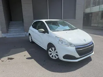 Peugeot 208 2017 photo 2