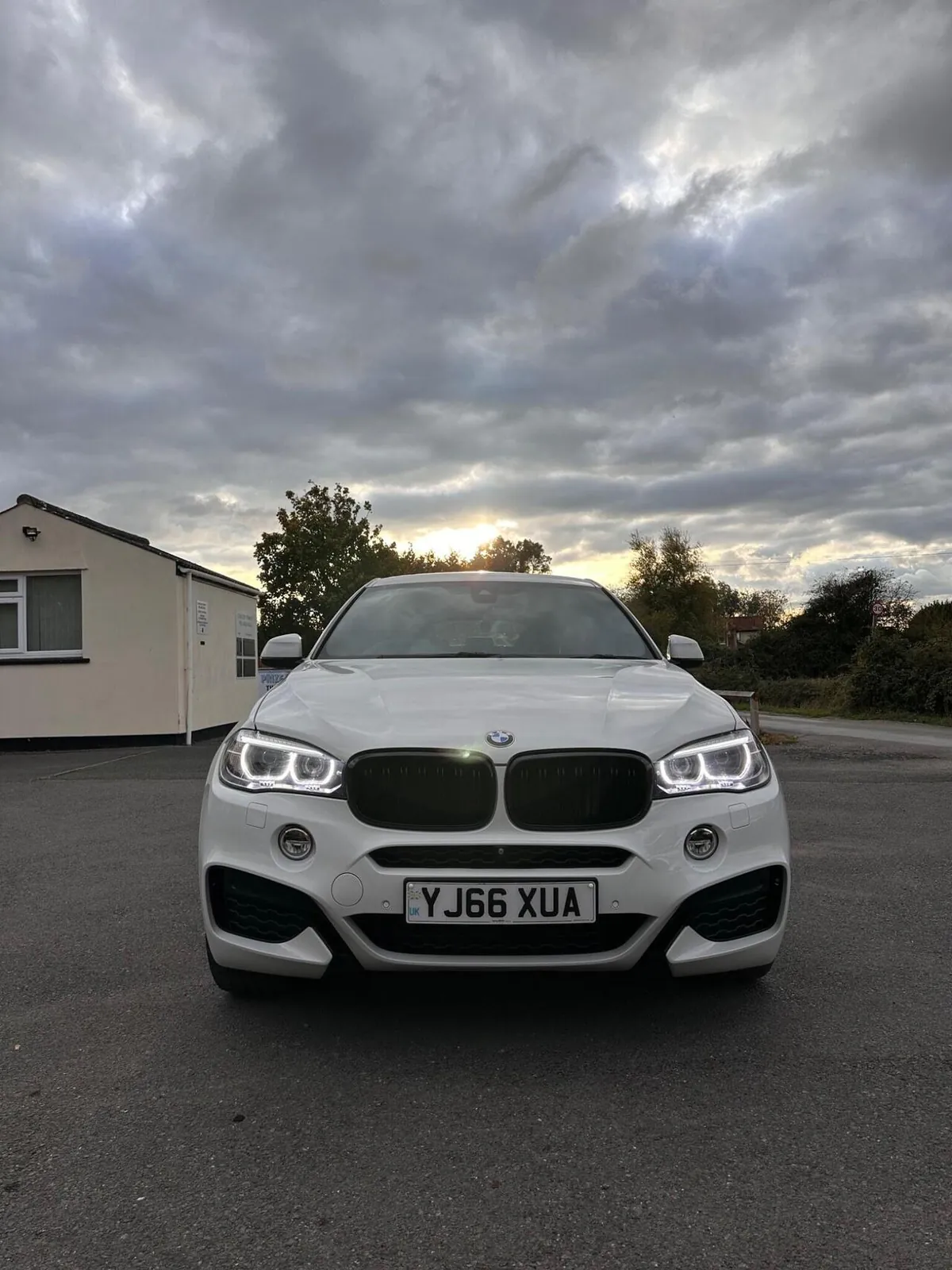 BMW X6 2016 photo 2